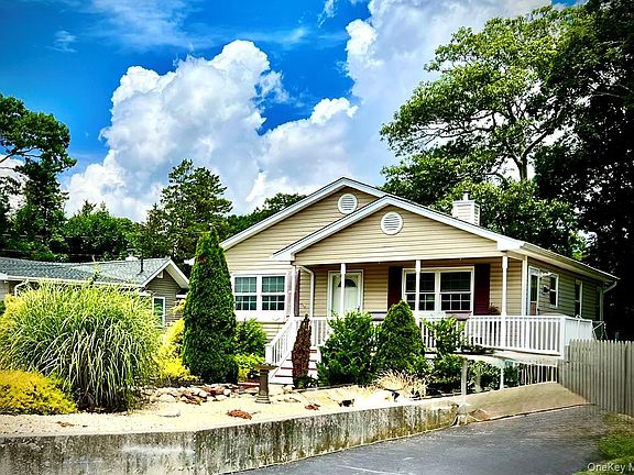 2nd image of 89 Rugby Drive