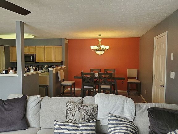 2nd image of 5515 Kelvington Ln
