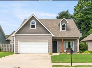 1301 Amberley Woods Dr, Helena, AL 35080