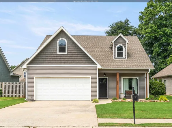 1301 Amberley Woods Dr, Helena, AL 35080