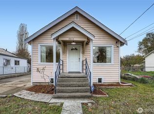 8435 46th ave S, Seattle, WA 98118