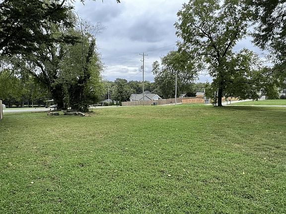 4th image of 4017 Cumberland Ave