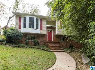 3001 Willow Ln, Fultondale, AL 35068