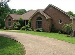 726 Vaughan Rd, Clarksville, TN 37043