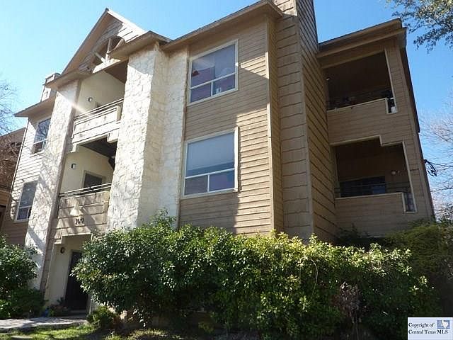 1st image of 506 W San Antonio St