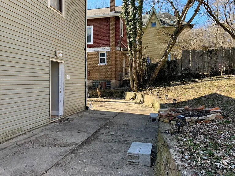 2372 Harper Ave #1 — Photo 9