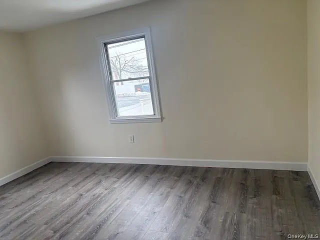 842 N Wellwood Ave — Photo 6