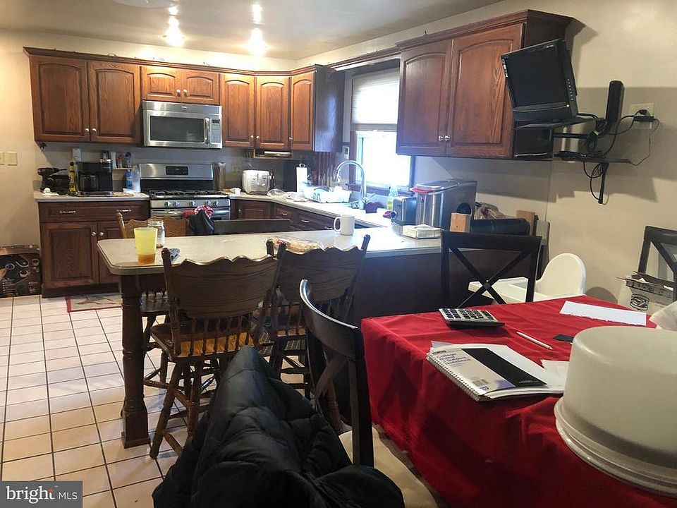 2nd image of 1008 Shafer Dr