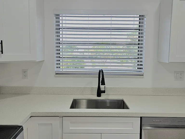 630 Southwind Cir #12 — Photo 8