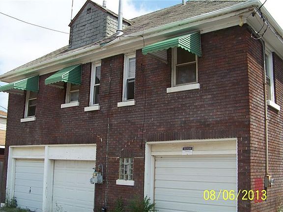 3rd image of 4436 Northcote Ave