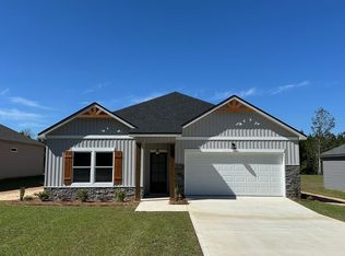 125 Jeter Dr, Midland City, AL 36350