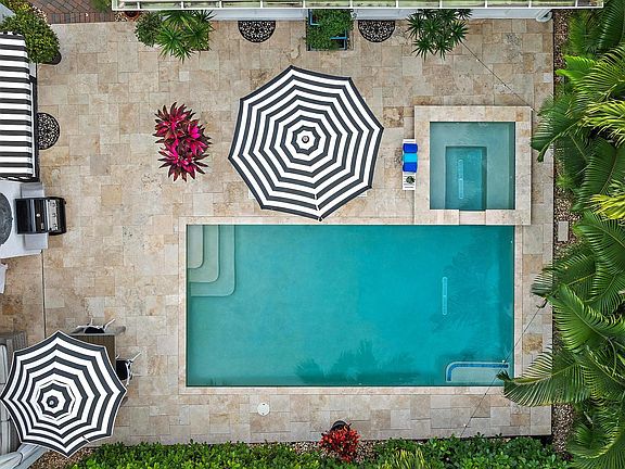 3rd image of 810 Flamingo Drive