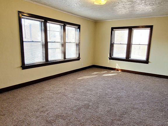 3rd image of 2221 Jones St APT 25