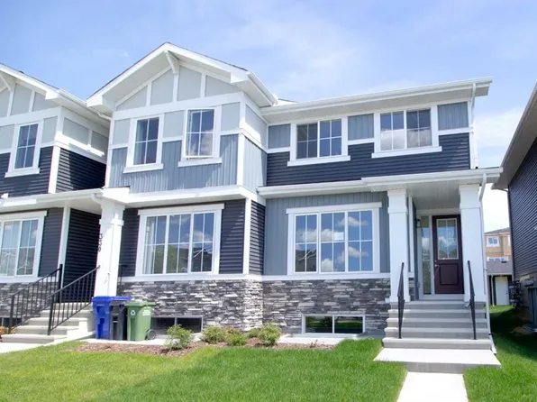 326 W Sundown Rd, Cochrane, AB T4C 2T2