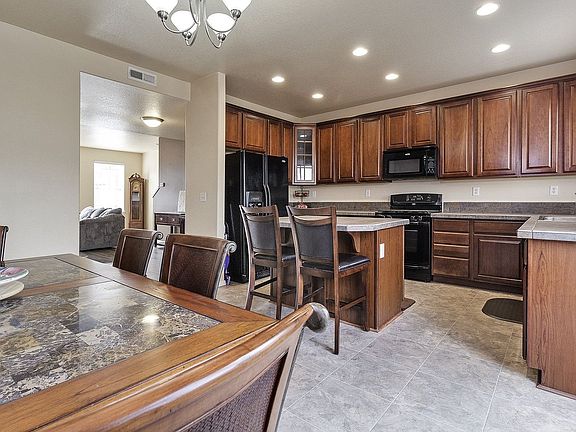 5th image of 4839 SE Teakwood St