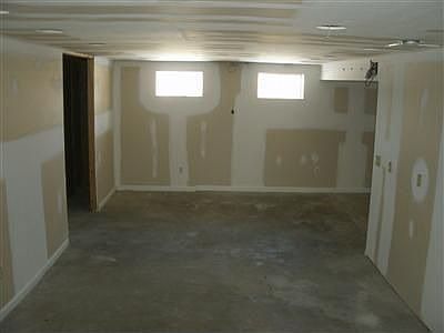 5th image of 9722 Friar Tuck Dr