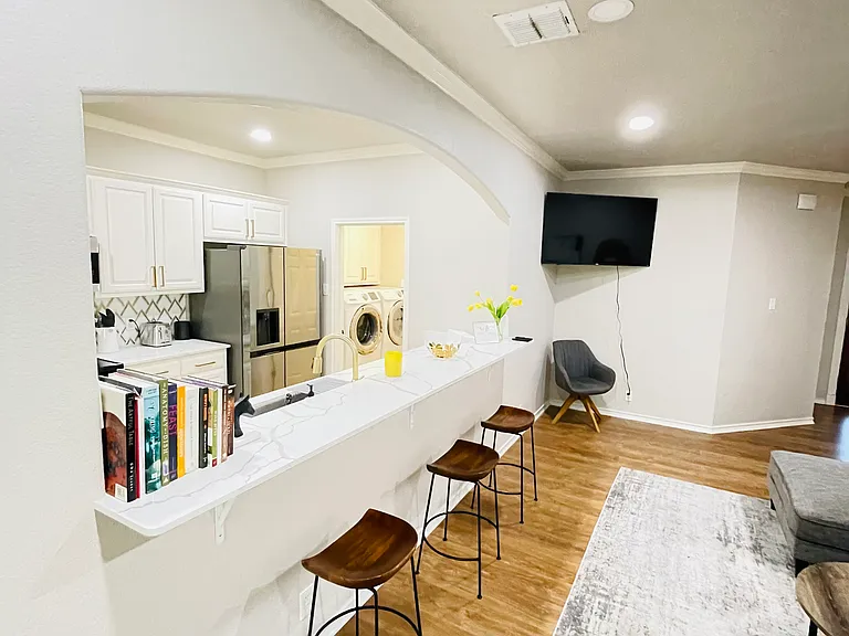 3418 Dalton St — Photo 7