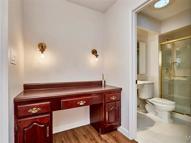 415 Trail Grove Ct — Photo 20