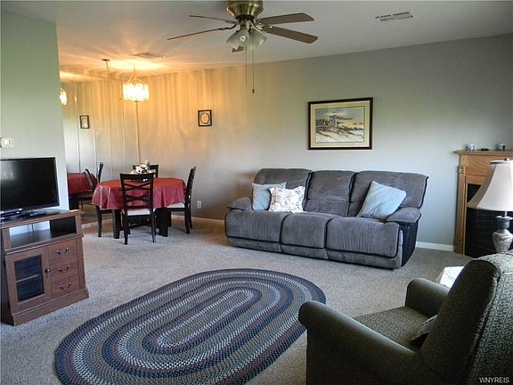 4th image of 18 Steele Cir #2