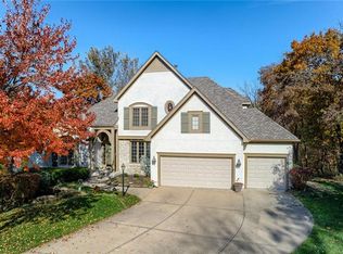 26720 W 107th St, Olathe, KS 66061