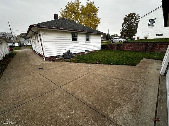 5th image of 5368 E 129th St