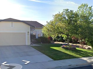 7924 Zinfandel Dr, Reno, NV 89506