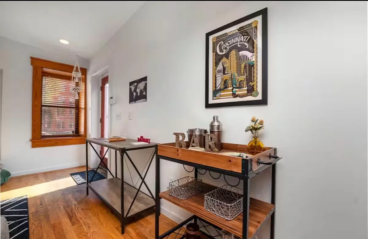 1 bed, $2,500 — Photo 4