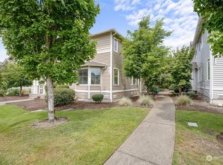 2460 Simmons St UNIT A, Dupont, WA 98327