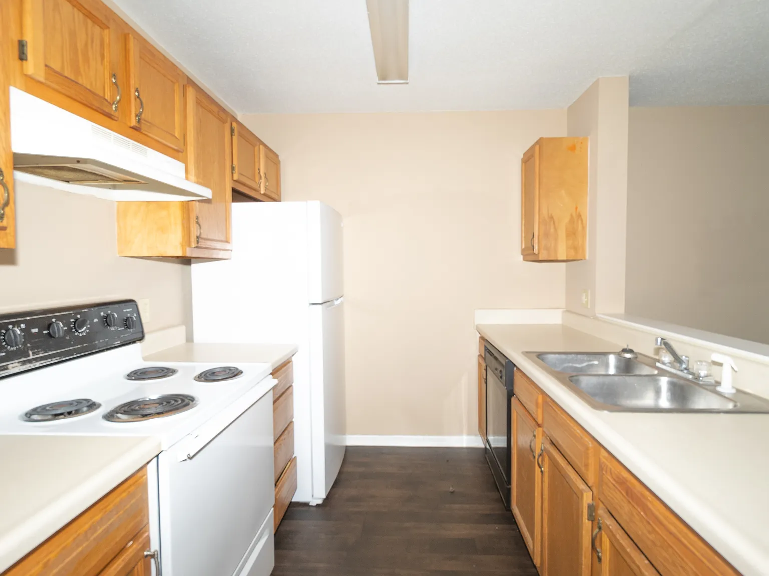 Avery Place Apartments — Photo 2