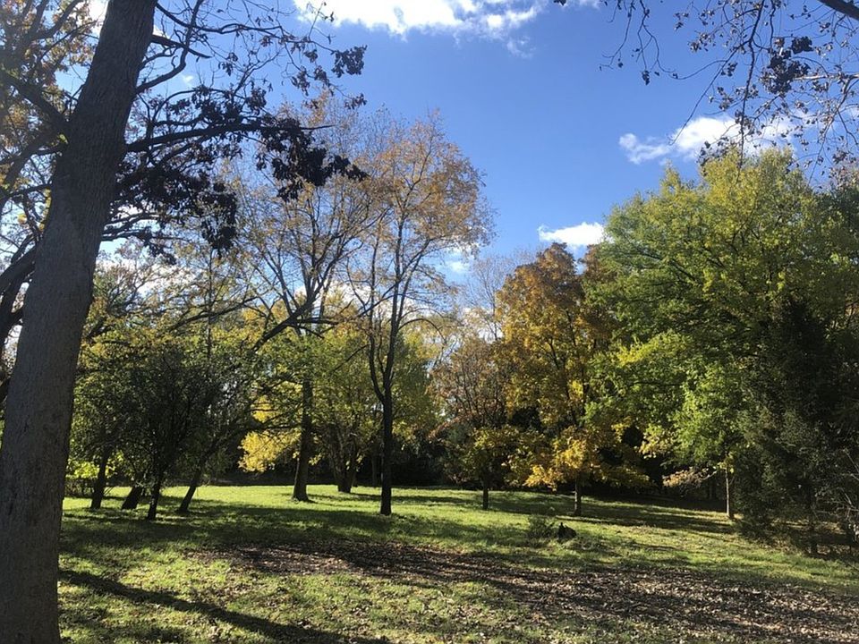 2nd image of 11365 Haegers Bend Rd