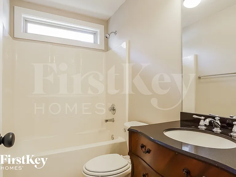 152 Moss Stone Ln — Photo 13