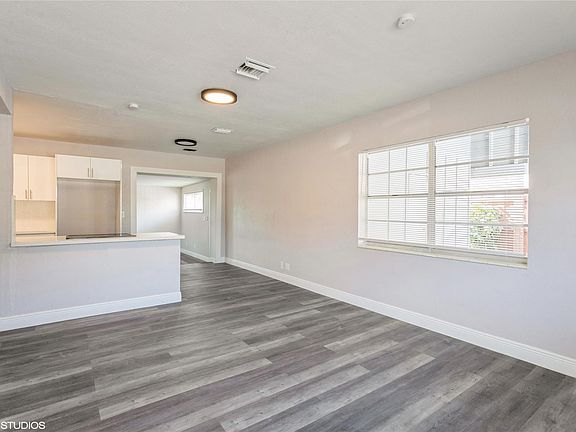 4th image of 830 45th Street
