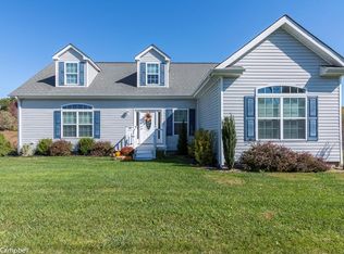 96 Crossroads Pl, Lebanon, VA 24266