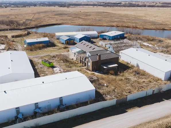 1704 County Street 2840 St, Amber, OK 73004