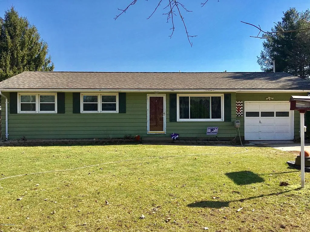 55737 Buckhorn Rd photo 1