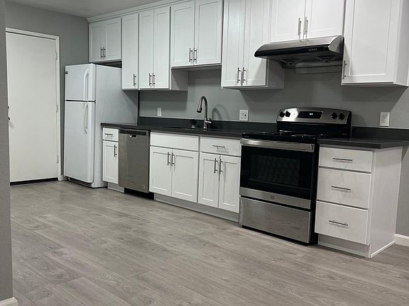 3rd image of 664 Grand Fir Ave #3