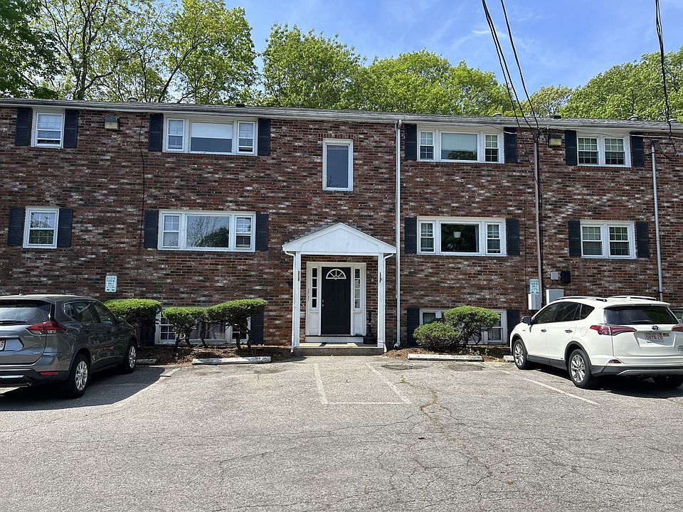 1st image of 41 Davis Ave Unit 1-4
