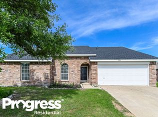 206 Amherst Dr, Forney, TX 75126