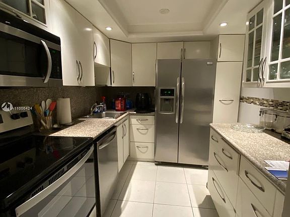 4th image of 20335 W Country Club Dr APT 1904