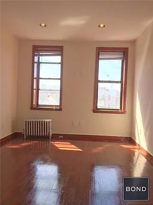 Rented by Bond New York | media 18