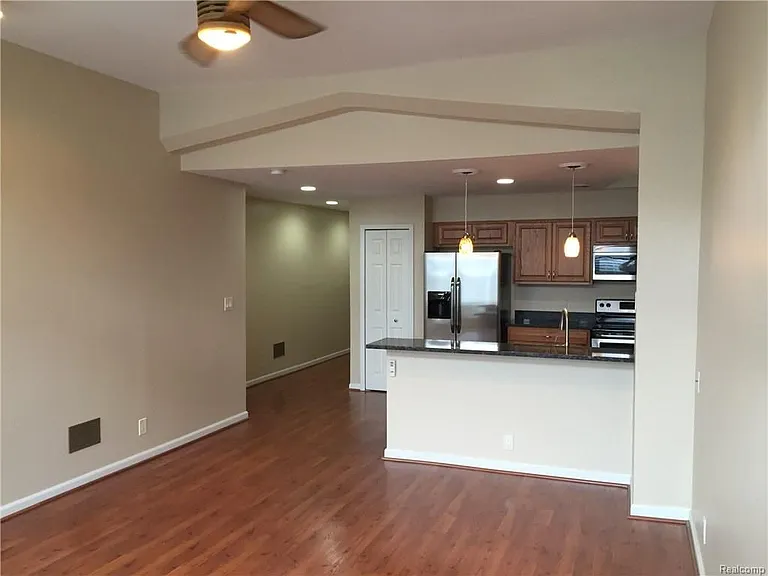 430 N Washington Ave #A — Photo 3