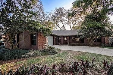 1st image of 981 Yellow Rose Dr