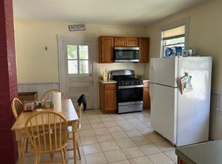162 Walnut St #1, Somerville, MA 02145