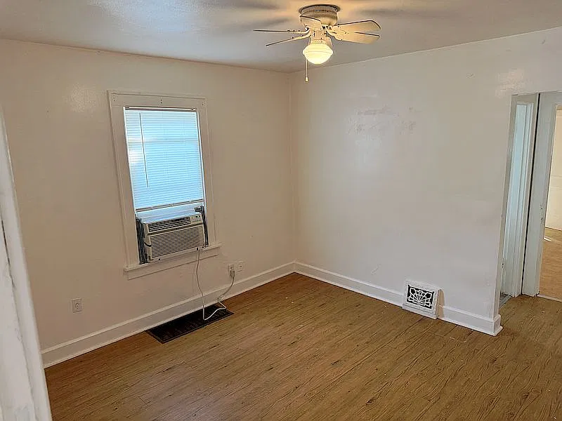 1 bed, 640 sqft, $799 — Photo 3