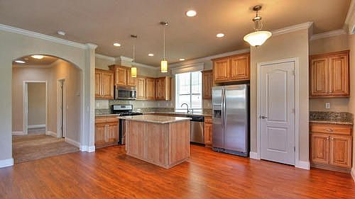 1st image of 314 Chateau La Salle Dr