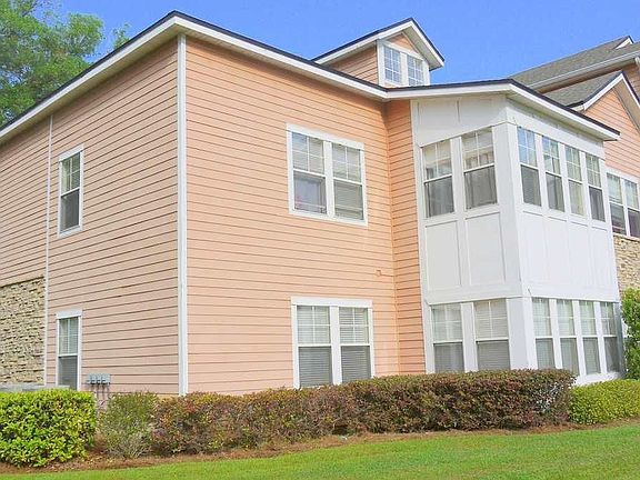 3rd image of 2801 Chancellorsville Dr APT 1011