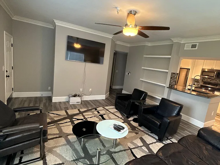 11631 Tomahawk Creek Pkwy #J — Photo 11