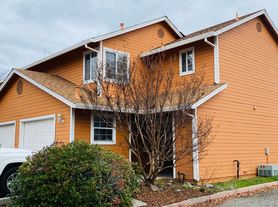 1717 Eaton Road- Large Townhomes!