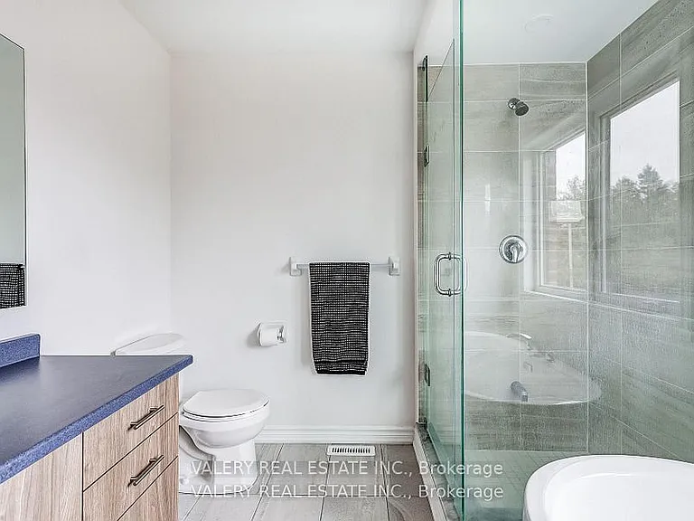 26 Sam Battaglia Cres — Photo 18
