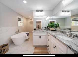 2000 Wood Pl, Longview, TX 75601